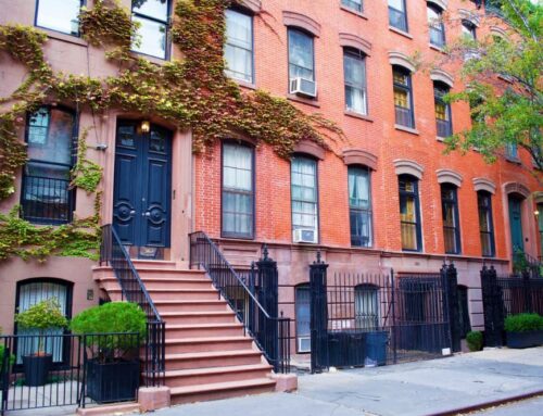 Brownstone Bliss: How to Choose the Right Insurance for Historic Buildings